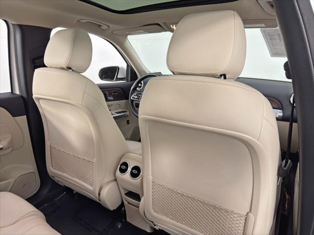 2023 Mercedes-Benz EQB 250 EQB 250+ w/ Pinnacle Package