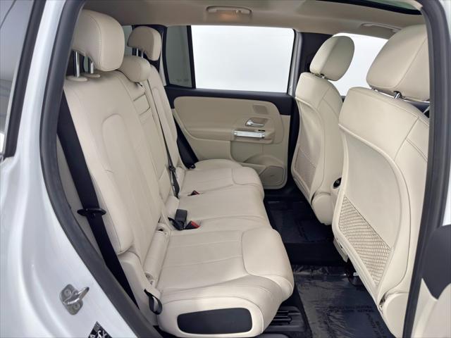 2023 Mercedes-Benz EQB 250 EQB 250+ w/ Pinnacle Package
