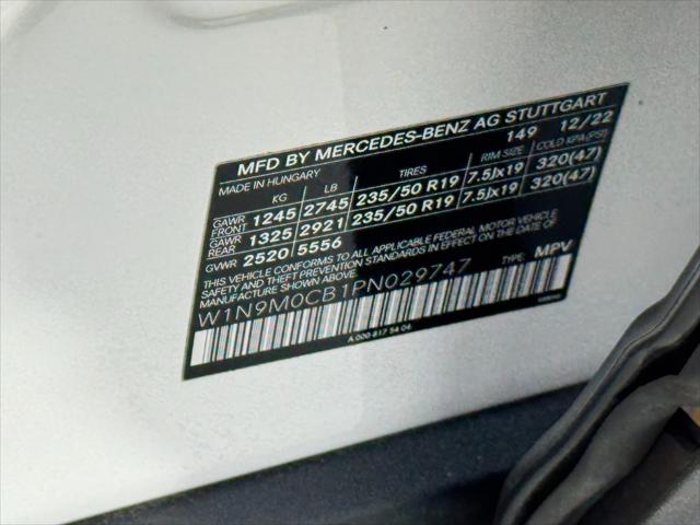 2023 Mercedes-Benz EQB 250 EQB 250+ w/ Pinnacle Package