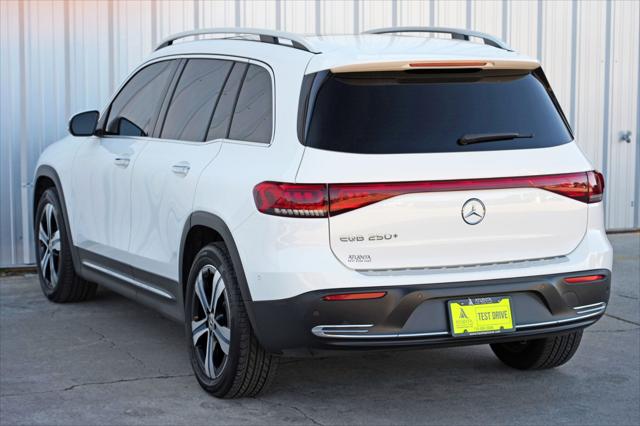 2023 Mercedes-Benz EQB 250 EQB 250+ w/ Pinnacle Package