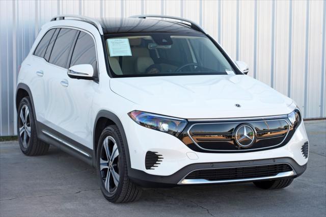 2023 Mercedes-Benz EQB 250 EQB 250+ w/ Pinnacle Package