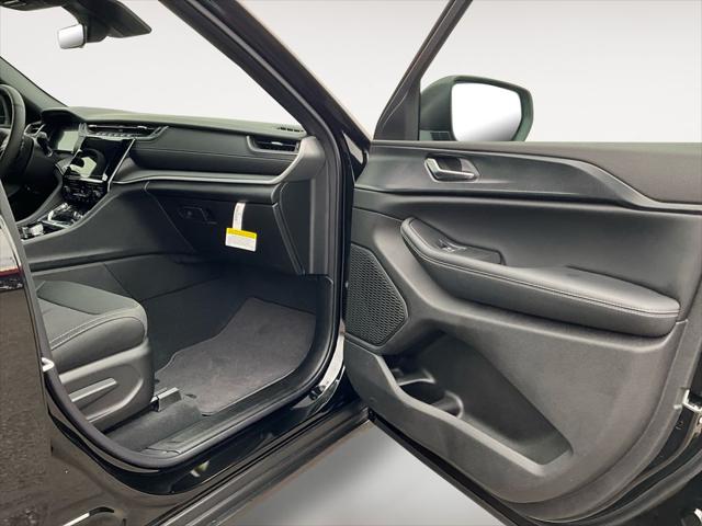 2026 Jeep Grand Cherokee L Altitude 4x4