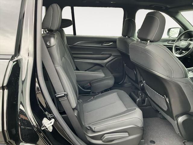 2026 Jeep Grand Cherokee L Altitude 4x4