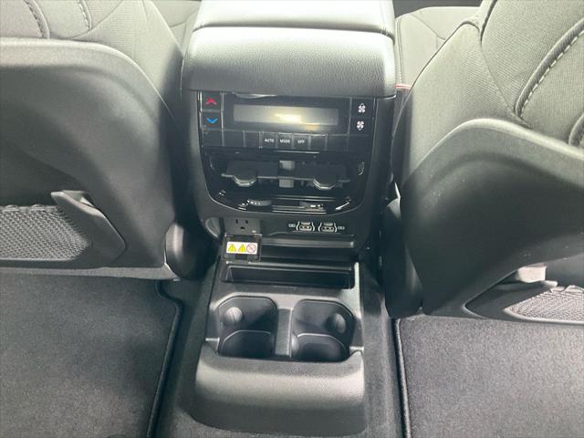 2026 Jeep Grand Cherokee L Altitude 4x4