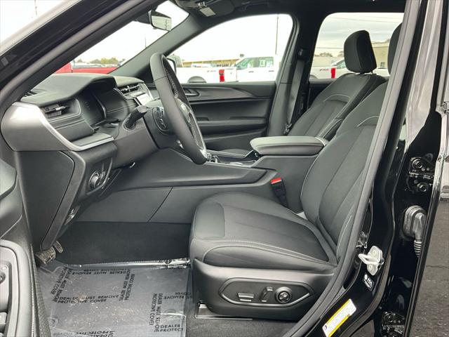 2026 Jeep Grand Cherokee L Altitude 4x4