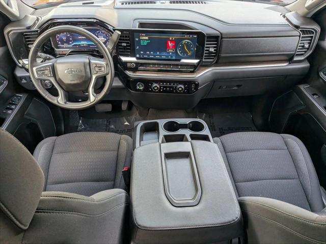 2024 Chevrolet Silverado 1500 4WD Crew Cab Short Bed RST
