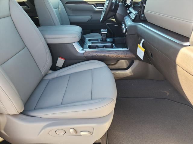 2026 GMC Sierra 1500 Crew Cab, Short Bed, SLT, 4WD