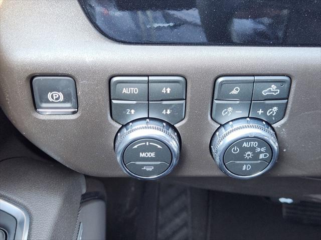 2026 GMC Sierra 1500 Crew Cab, Short Bed, SLT, 4WD
