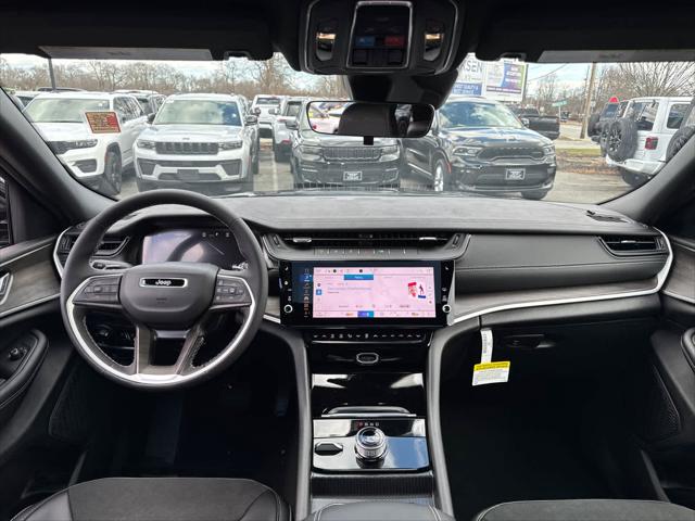 2026 Jeep Grand Cherokee Altitude 4x4