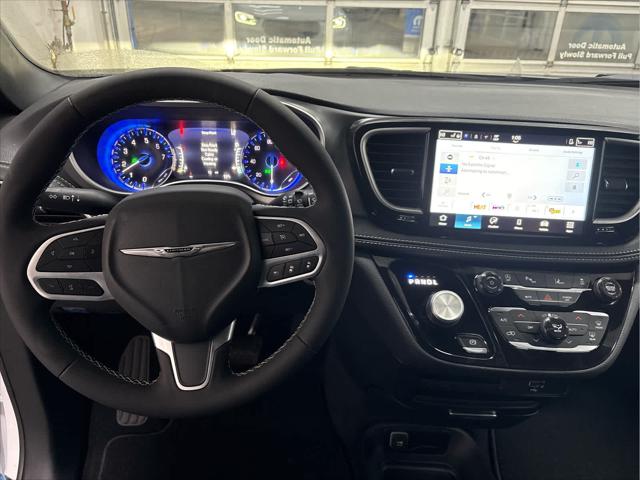 New 2026 Chrysler Pacifica For Sale in Wilmington, OH