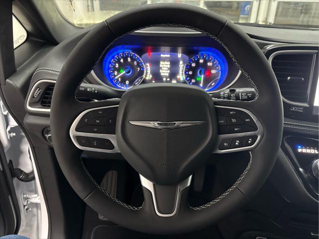 New 2026 Chrysler Pacifica For Sale in Wilmington, OH