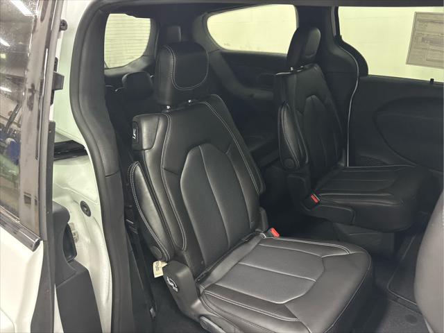 New 2026 Chrysler Pacifica For Sale in Wilmington, OH