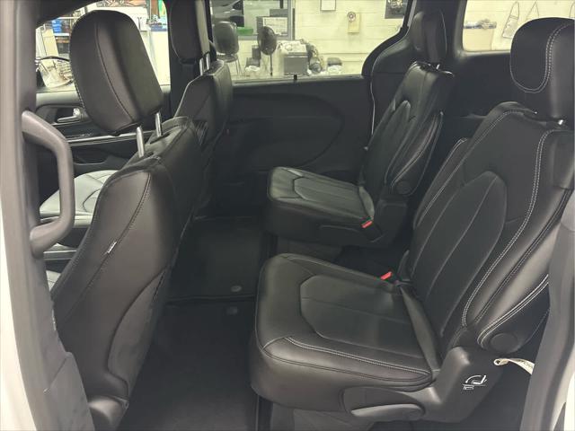 New 2026 Chrysler Pacifica For Sale in Wilmington, OH