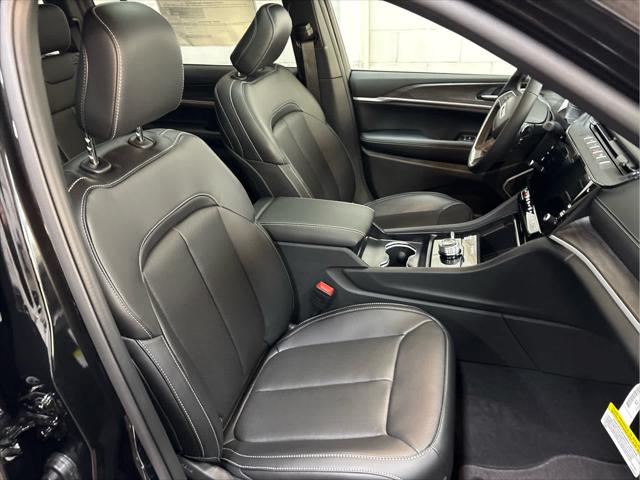 New 2026 Jeep Grand Cherokee L Limited 4x4 For Sale in Wilmington, OH