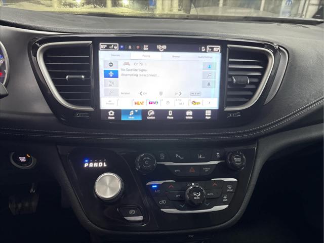 New 2026 Chrysler Pacifica For Sale in Wilmington, OH