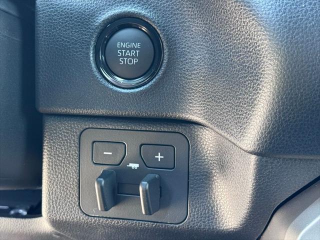 2026 Toyota Tundra SR5 CrewMax 5.5' Bed