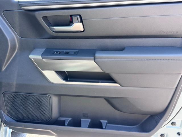 2026 Toyota Tundra SR5 CrewMax 5.5' Bed