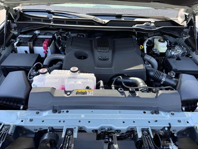 2026 Toyota Tundra SR5 CrewMax 5.5' Bed