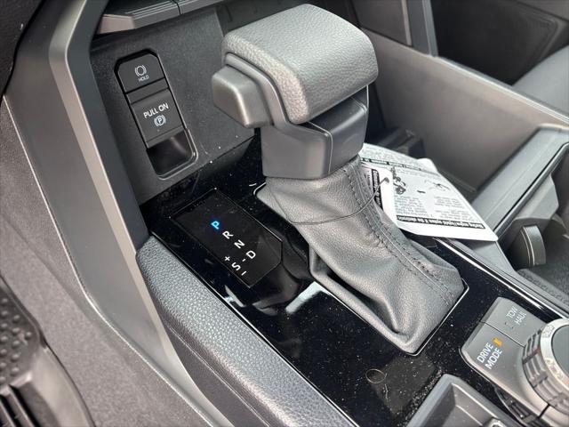 2026 Toyota Tundra SR5 CrewMax 5.5' Bed
