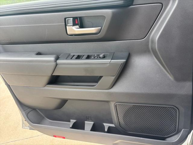 2026 Toyota Tundra SR5 CrewMax 5.5' Bed