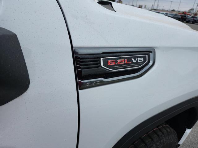 2026 GMC Sierra 1500 Crew Cab, Short Bed, AT4, 4WD