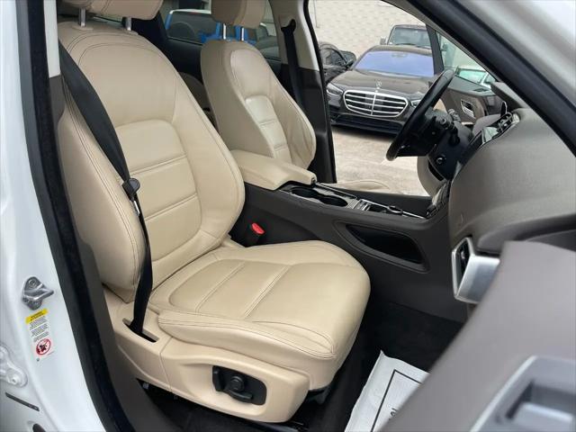 2017 Jaguar F-PACE 35t Prestige