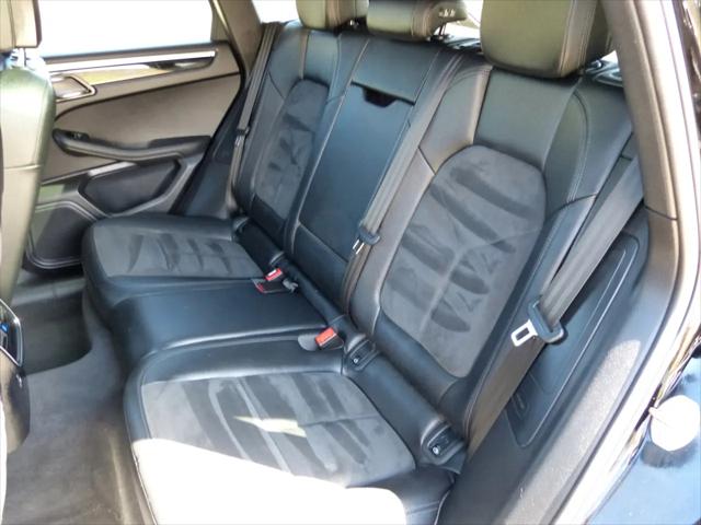 2018 Porsche Macan Sport Edition