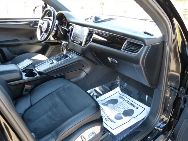 2018 Porsche Macan Sport Edition