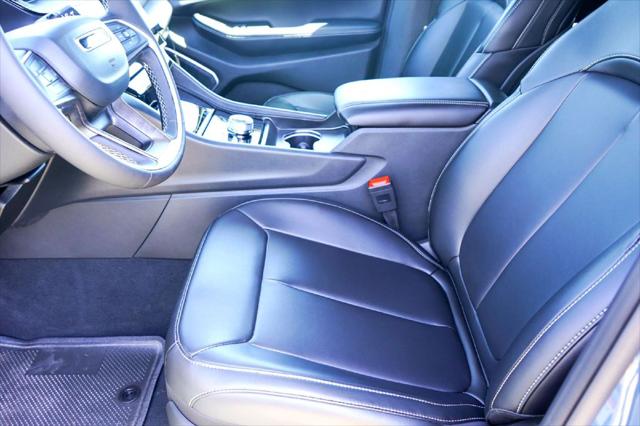 2026 Jeep Grand Cherokee L Limited 4x4