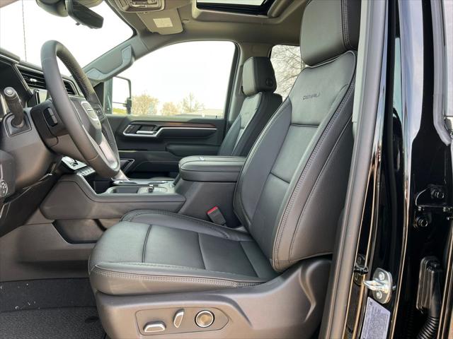 2026 GMC Sierra 2500HD Crew Cab, Standard Bed, Denali, 4WD