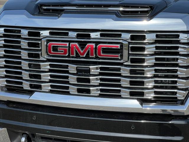 2026 GMC Sierra 2500HD Crew Cab, Standard Bed, Denali, 4WD
