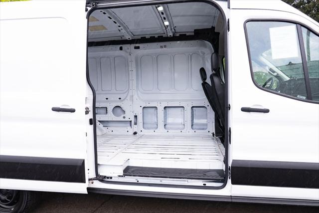 2023 Ford Transit Cargo Van Base