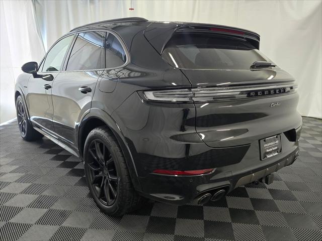 2026 Porsche Cayenne E-Hybrid Turbo