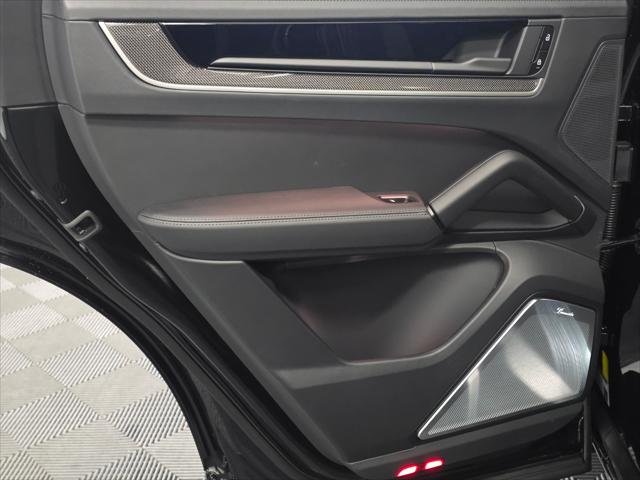 2026 Porsche Cayenne E-Hybrid Turbo