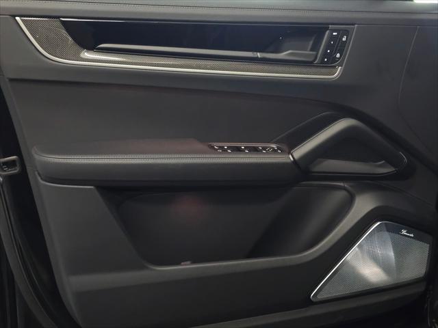 2026 Porsche Cayenne E-Hybrid Turbo