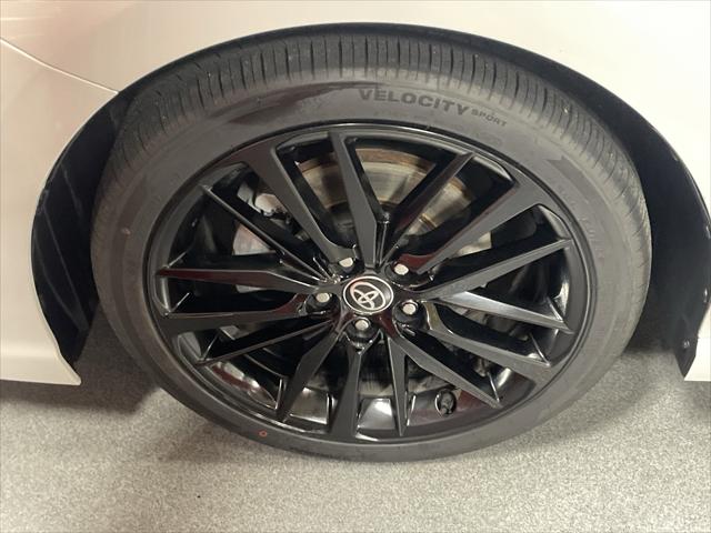 Certified Used 2023 MID BLK/WIND CHILL Toyota  image 13