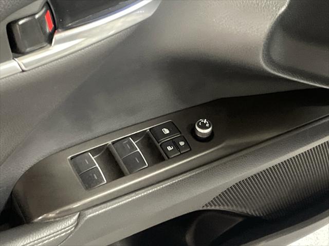 Certified Used 2023 MID BLK/WIND CHILL Toyota  image 15