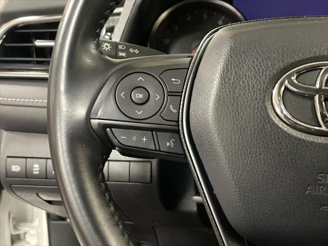 Certified Used 2023 MID BLK/WIND CHILL Toyota  image 19