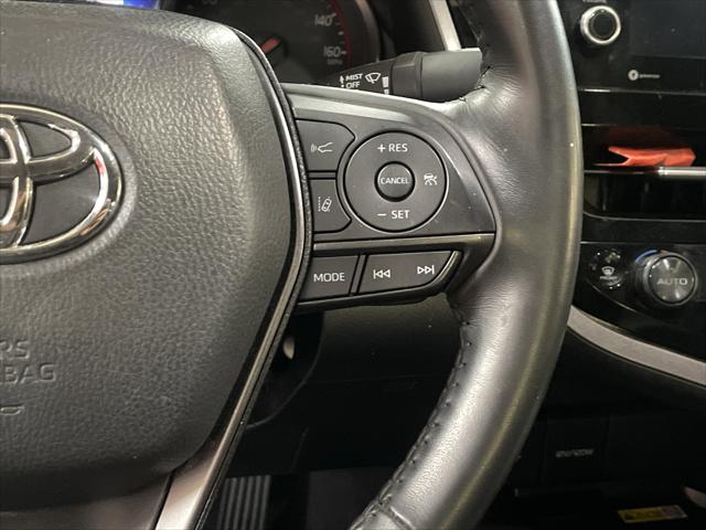 Certified Used 2023 MID BLK/WIND CHILL Toyota  image 20