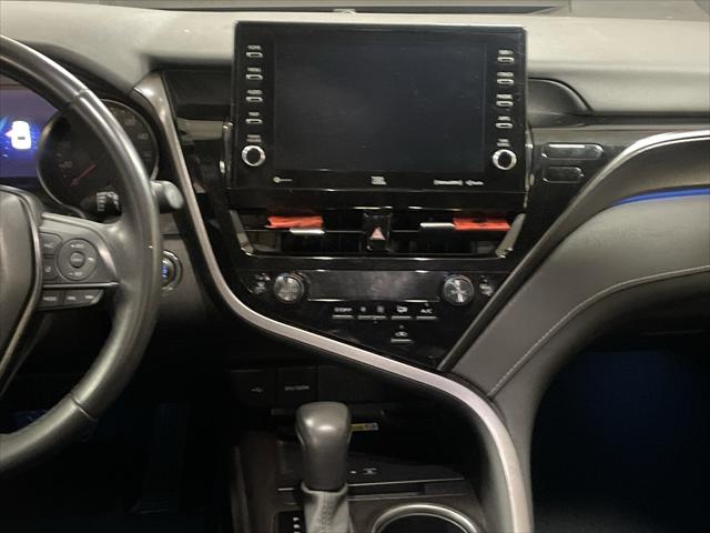 Certified Used 2023 MID BLK/WIND CHILL Toyota  image 31