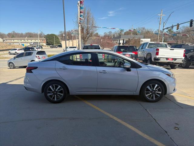 2021 Nissan Versa SV Xtronic CVT