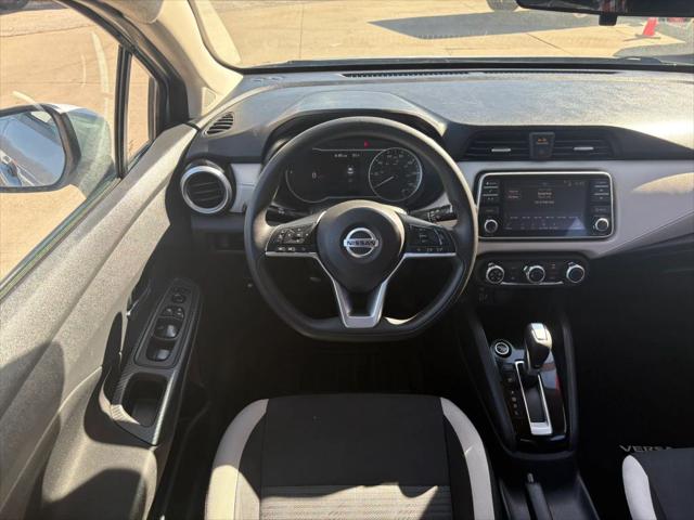 2021 Nissan Versa SV Xtronic CVT