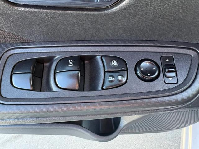2021 Nissan Versa SV Xtronic CVT