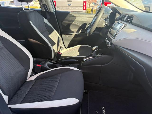 2021 Nissan Versa SV Xtronic CVT