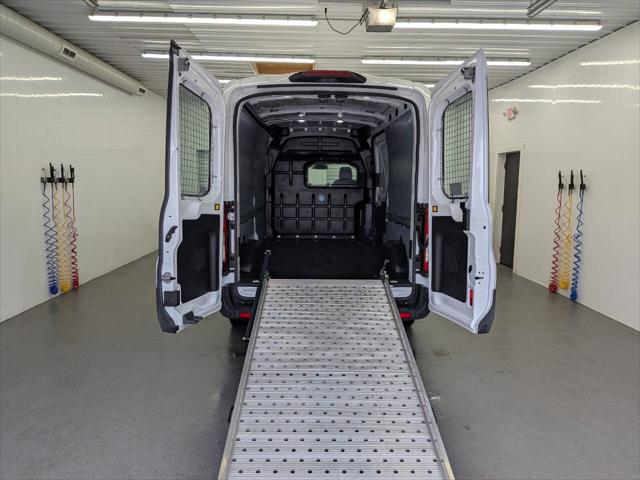 2019 Ford Transit 150 3dr LWB Medium Roof Cargo Van w/Sliding Passenger Side Door