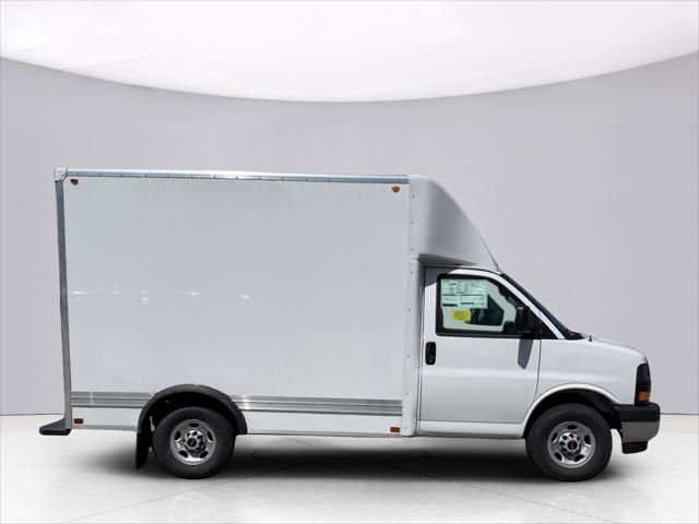 2026 GMC Savana Cutaway Work Van
