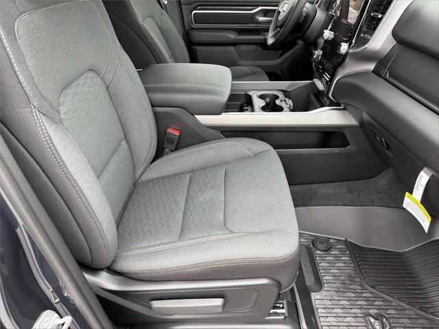 2026 Ram 1500 Big Horn Crew Cab 4x2 5'7" Box