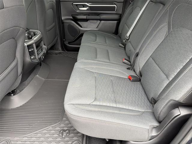 2026 Ram 1500 Big Horn Crew Cab 4x2 5'7" Box