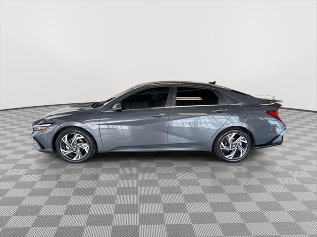 2025 Hyundai Elantra Limited