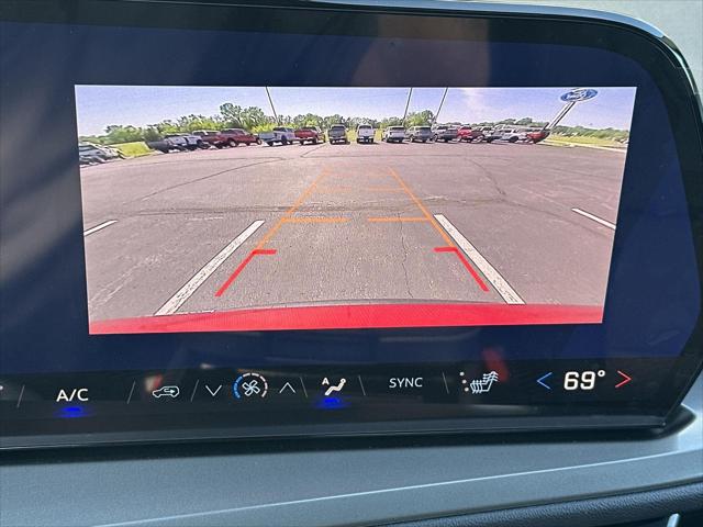 2026 Chevrolet Traverse AWD LT